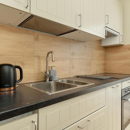 Tysiaclecia Studio Apartament Z Balkonem I Darmowym Parkingiem By Noclegi Renters كاتوفيتسه المظهر الخارجي الصورة